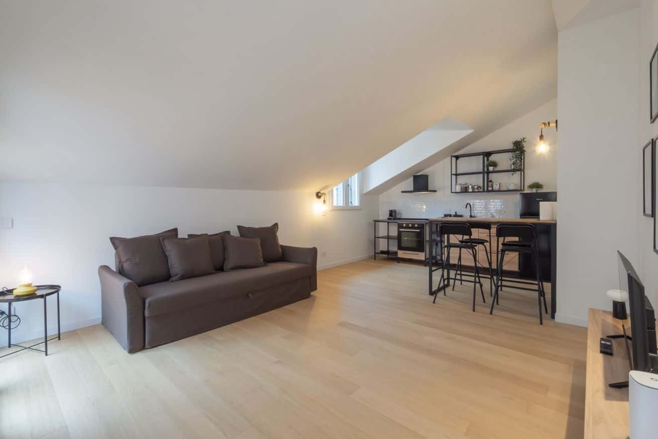 Bilocale in Via Errico Petrella 4 E