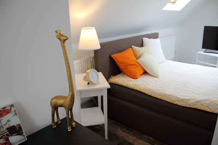 Listing photo thumbnail