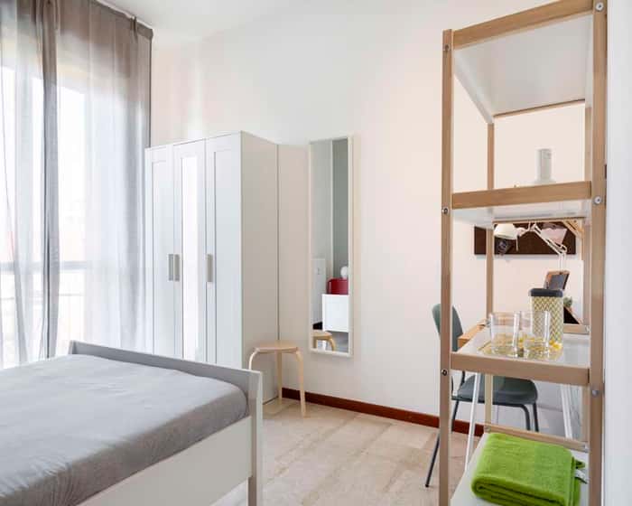 Listing photo thumbnail