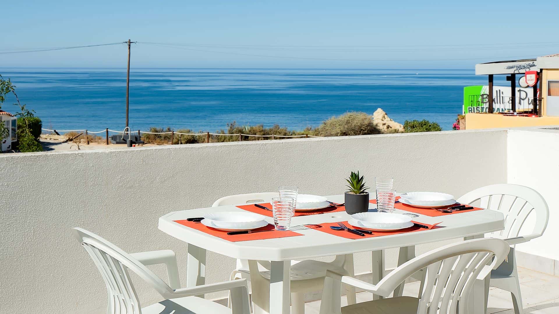 Praia da Rocha Wonder w/ Balcony