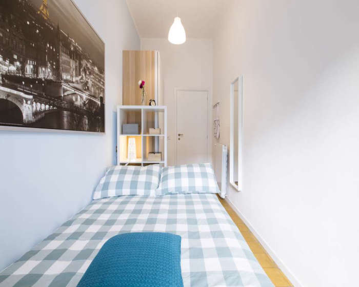 Listing photo thumbnail