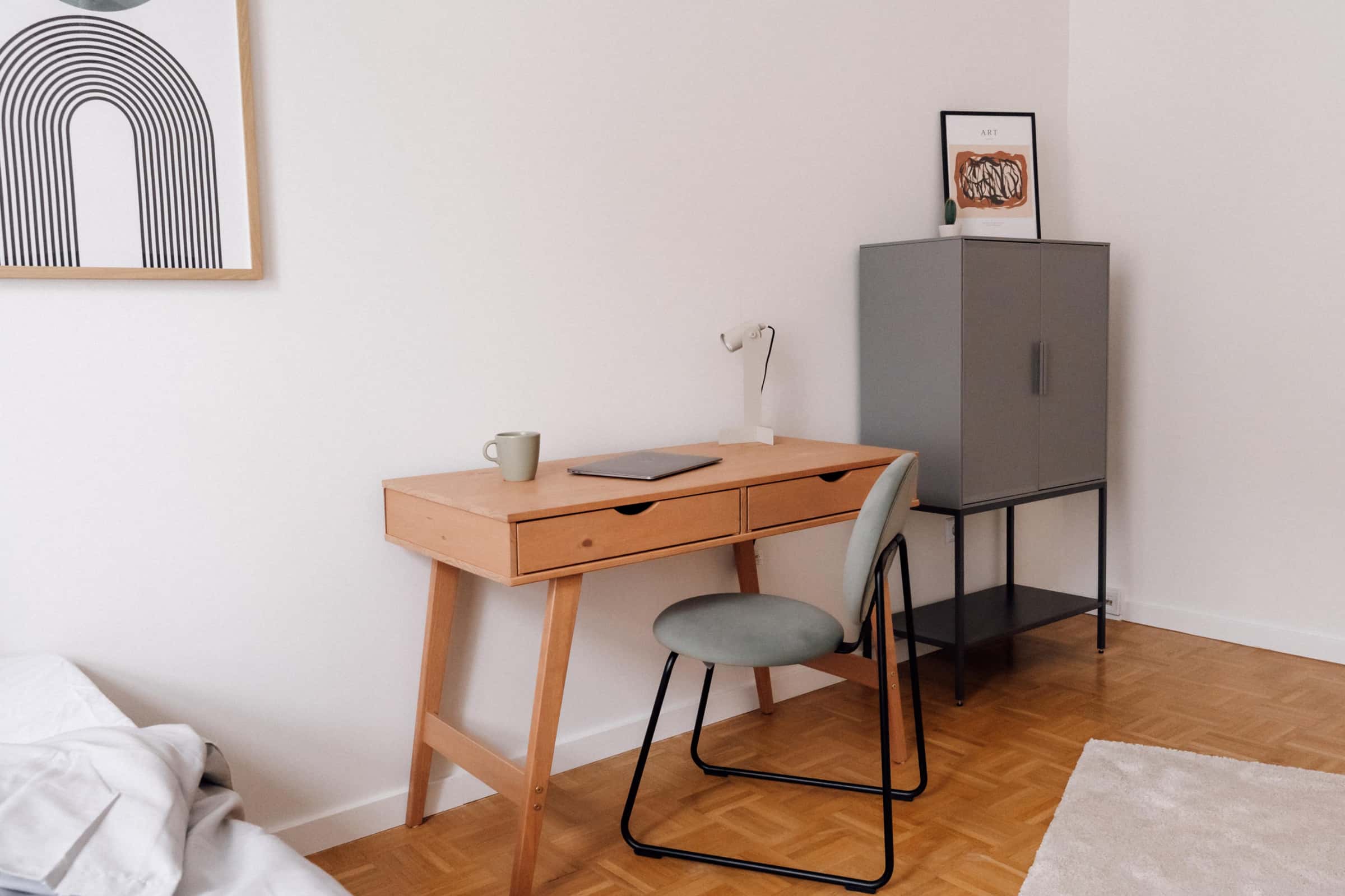 Room in Esslinger Straße, Frankfurt am Main for 75 m² with 3 bedrooms