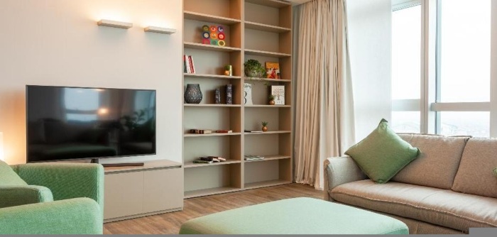 Listing photo thumbnail