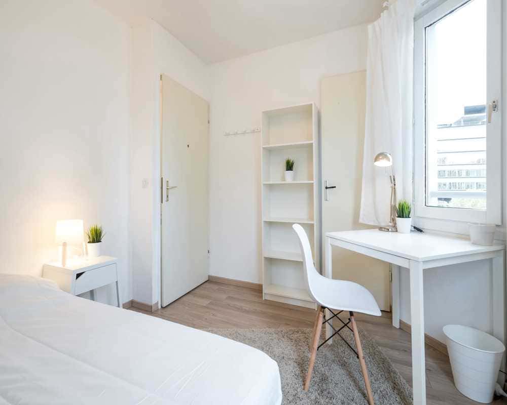 Chambre dans le rue Paul Bert