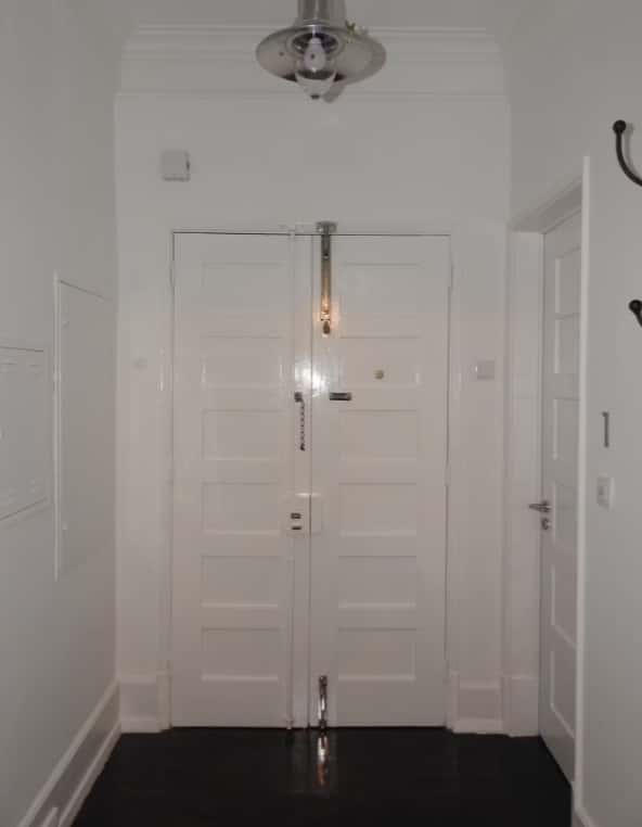 Comfy Room with Windows in Saldanha - VH IV- R6