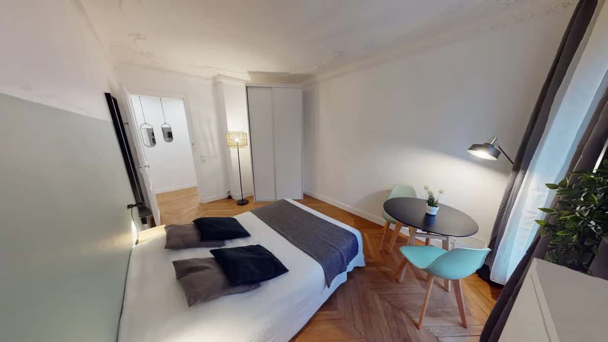 Stanza in Rue de Prague, Paris di 63 m² con 3 camere