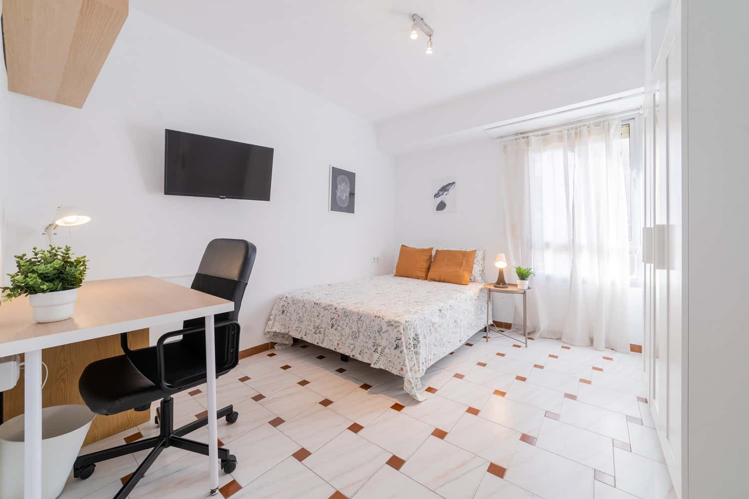 H2 - Angel de villena n13,p30