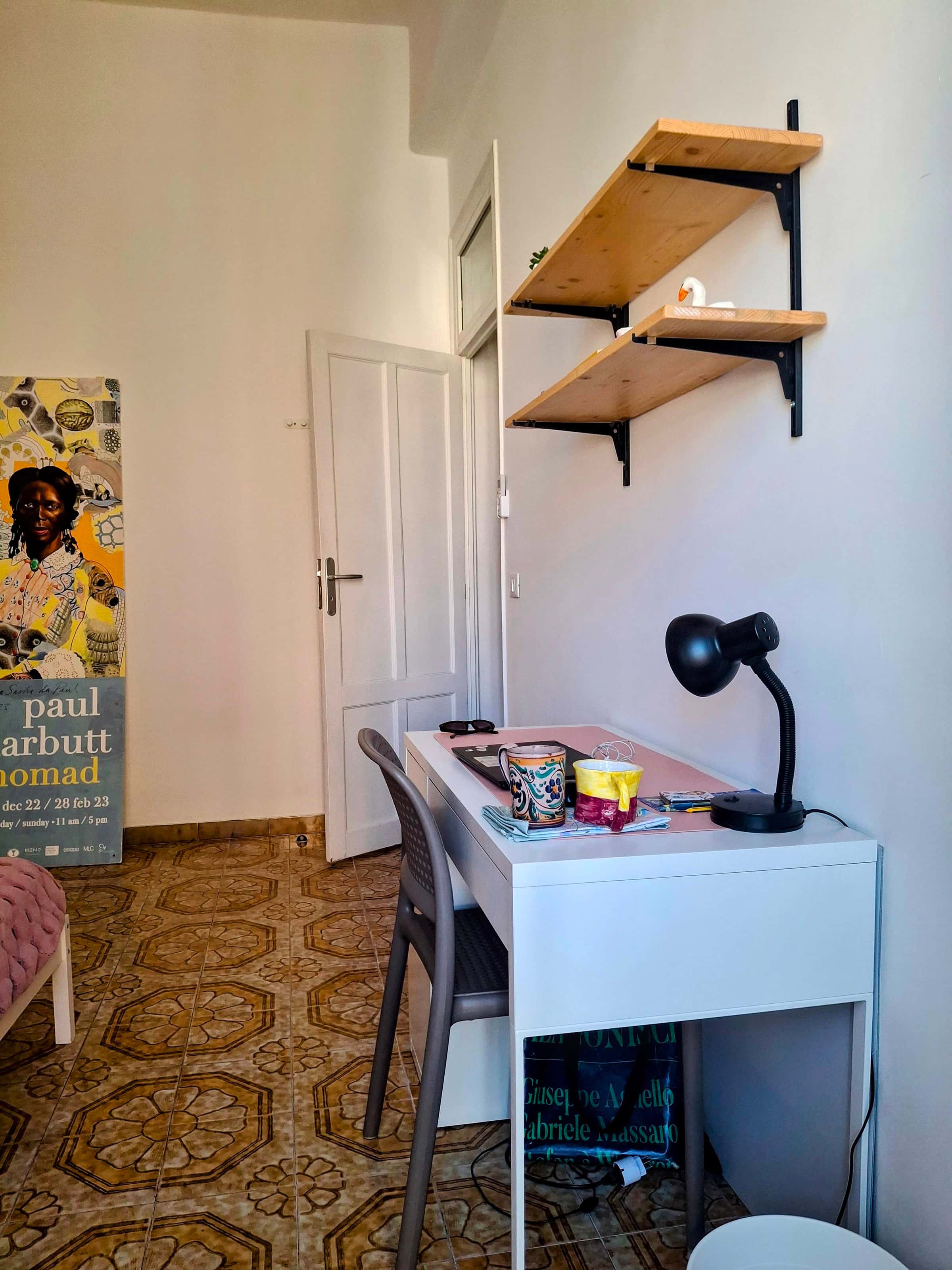Stanza in Via Giuseppe Patricolo, Palermo di 52 m² con 2 camere