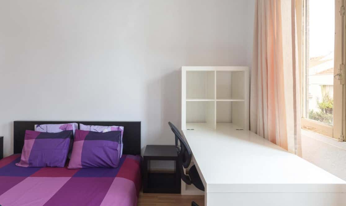 Room in a 7-bedroom apartment in Porto - Room 3