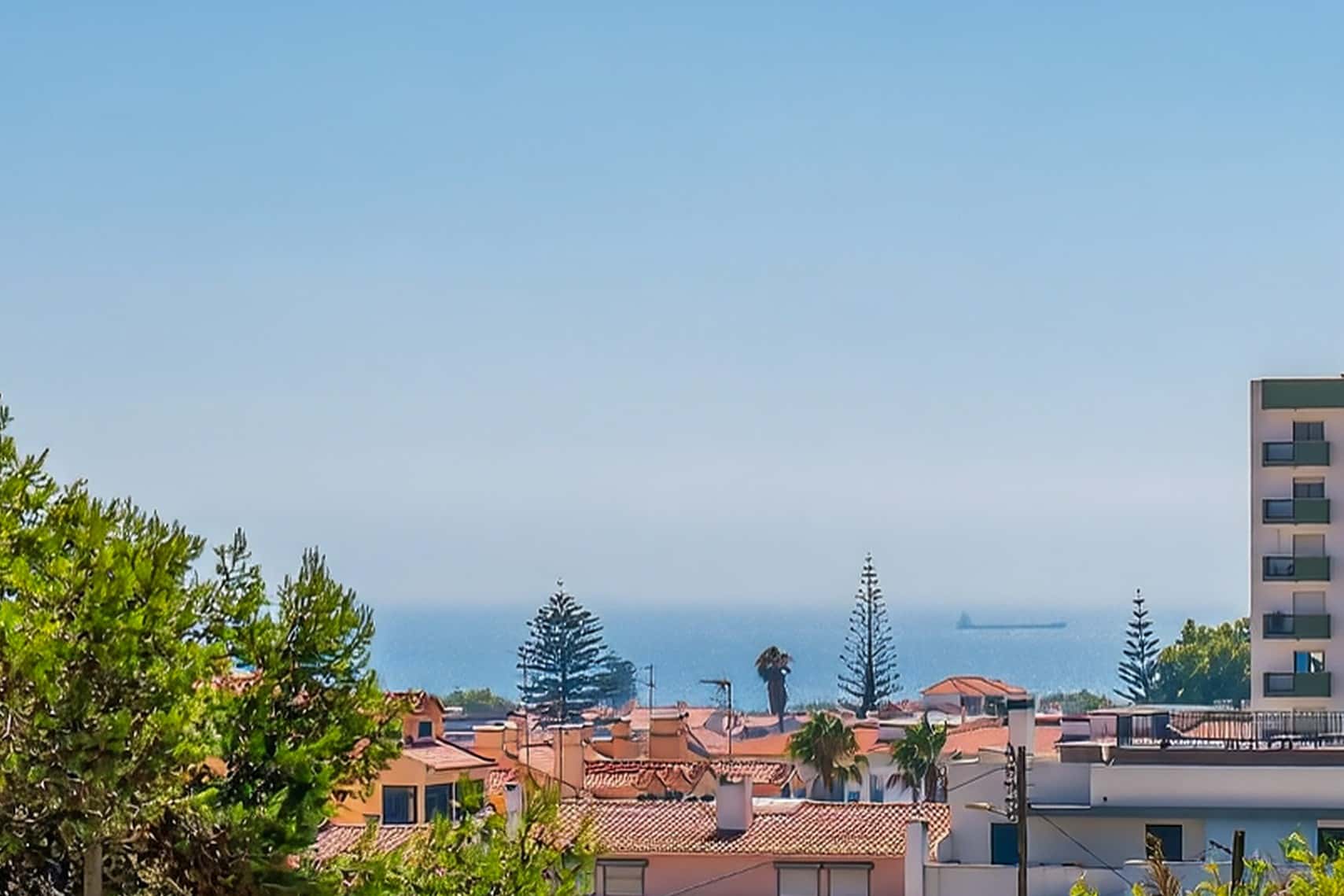 Apartment in Rua António Louro, Parede with 90 m² and 2 bedrooms