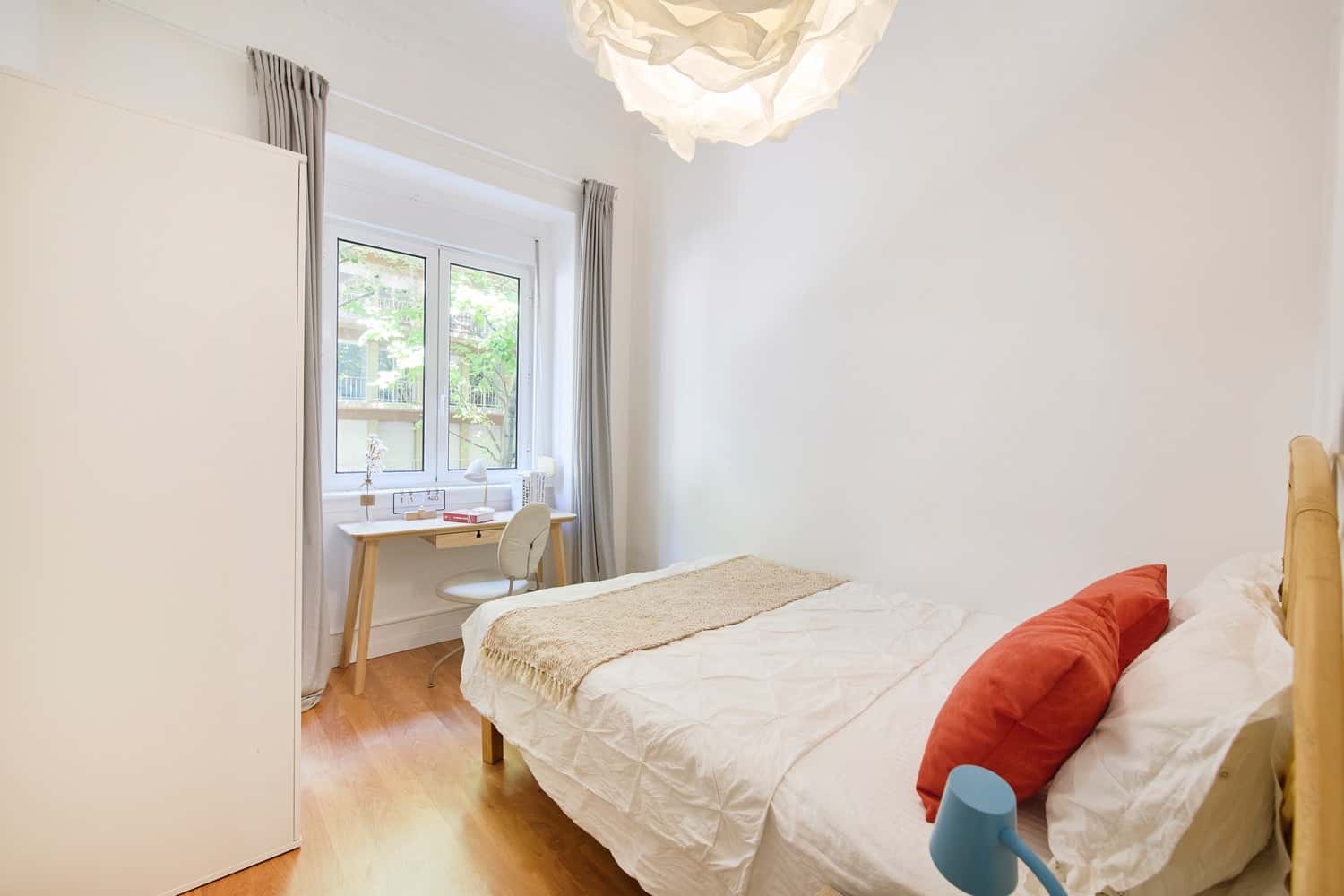 Room 2 - 39. Sampaio Pina 7 1D