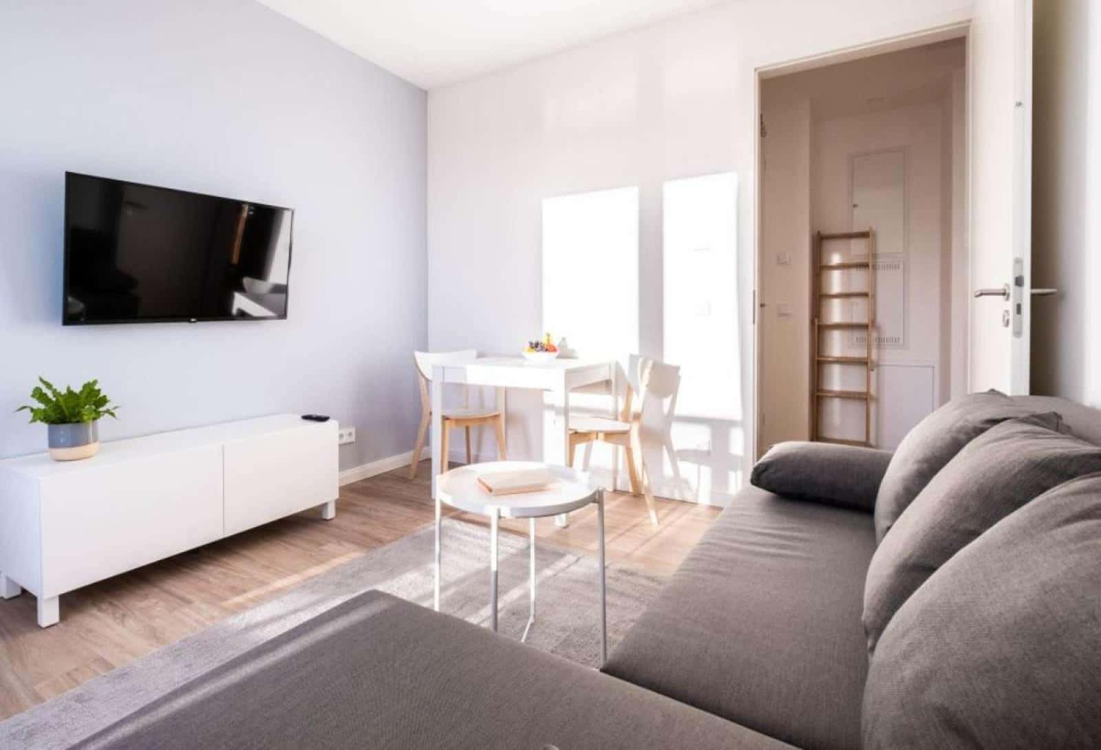 1-bedroom apartment for rent in Berlin, bills included.
