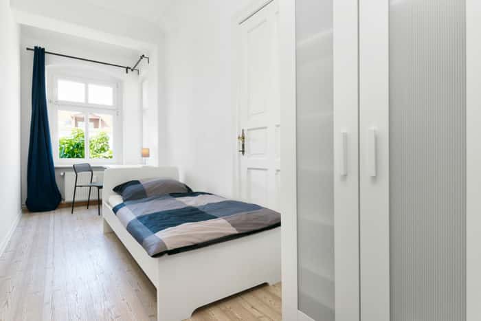 Listing photo thumbnail