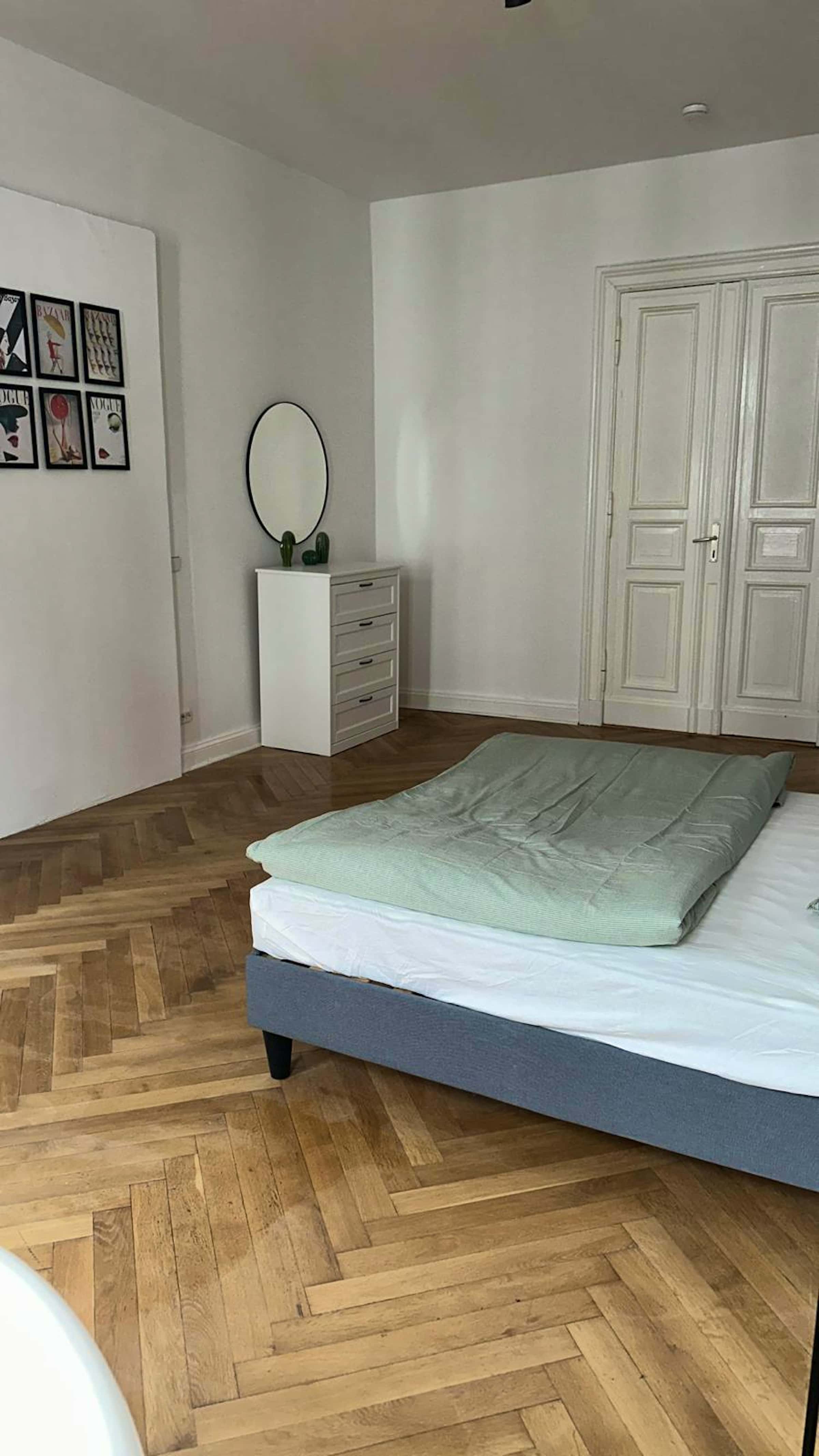 Warschauer Straße - Big Room