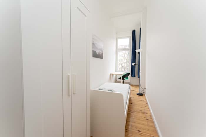 Listing photo thumbnail