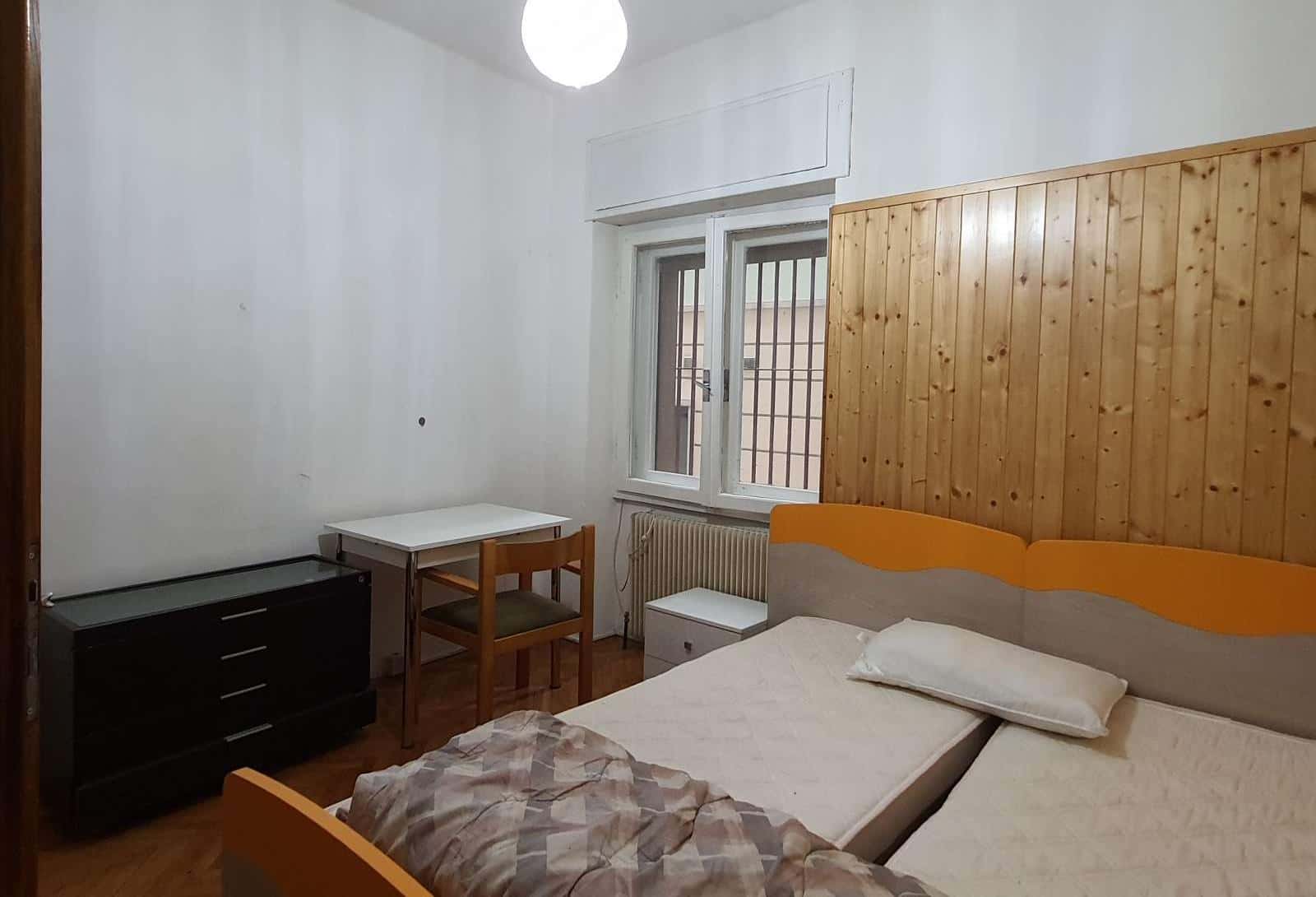 A10/S1 - stanza con due letti uniti in apartment in Centro Storico, Trento