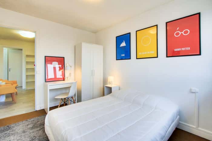 Listing photo thumbnail