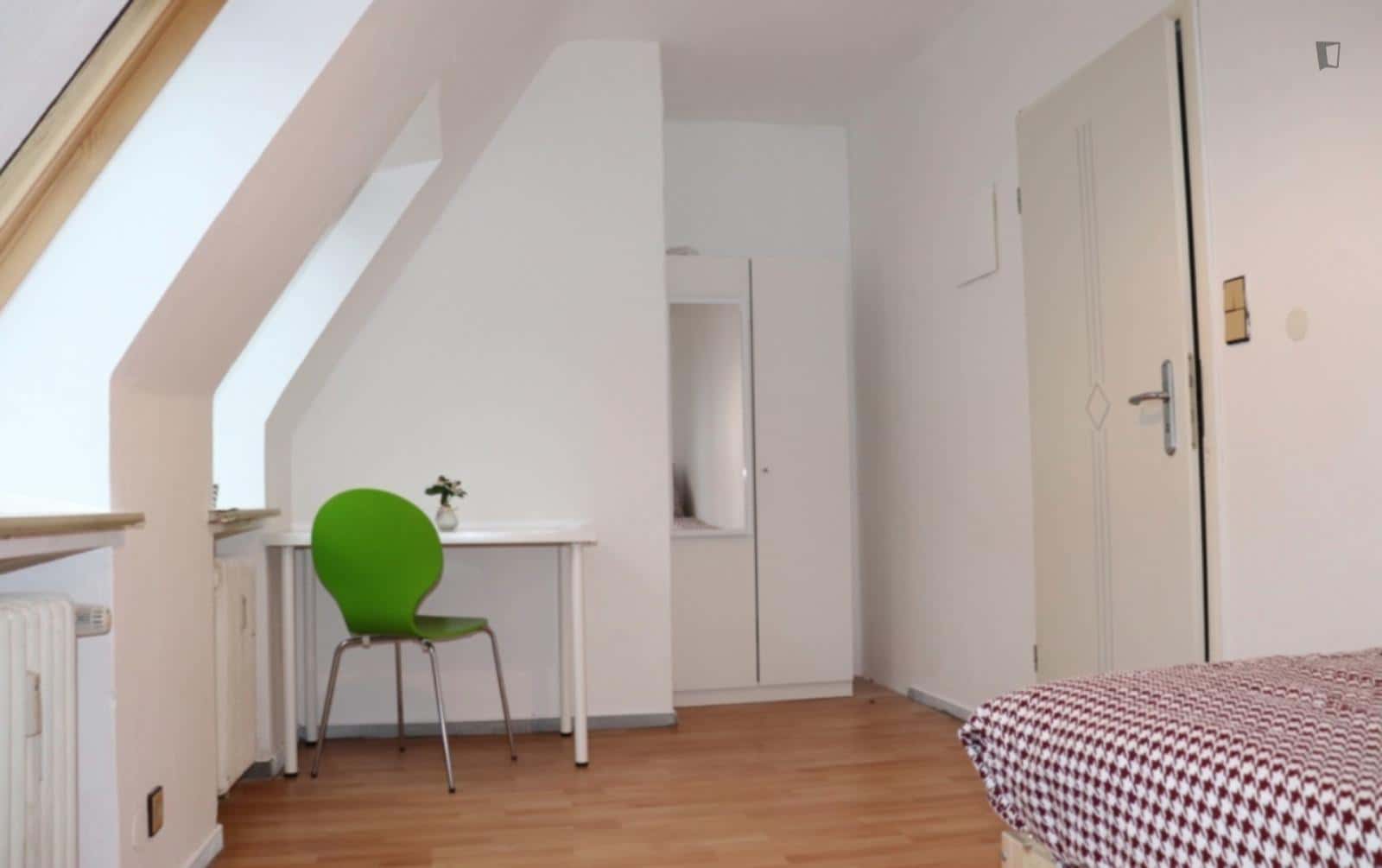 Room in Abbentorstraße, Bremen for 90 m² with 6 bedrooms - Foto 2