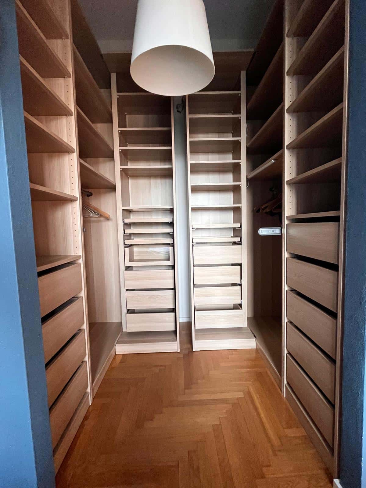 Quarto em Via Popoli Uniti, Milano para 115 m² com 2 quartos
