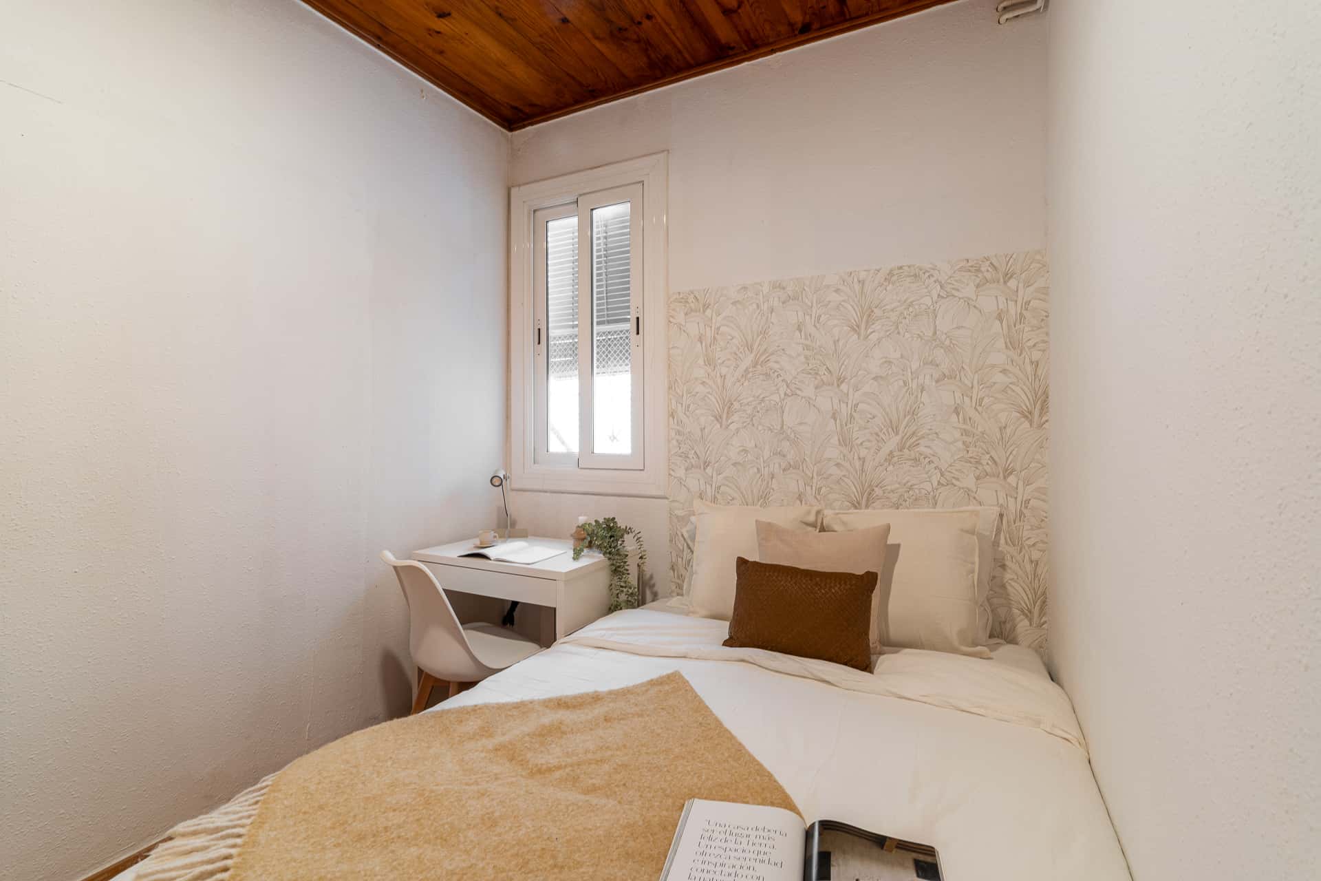 Habitacion privada en Carrer d'Aragó,  L'Eixample,  Barcelona