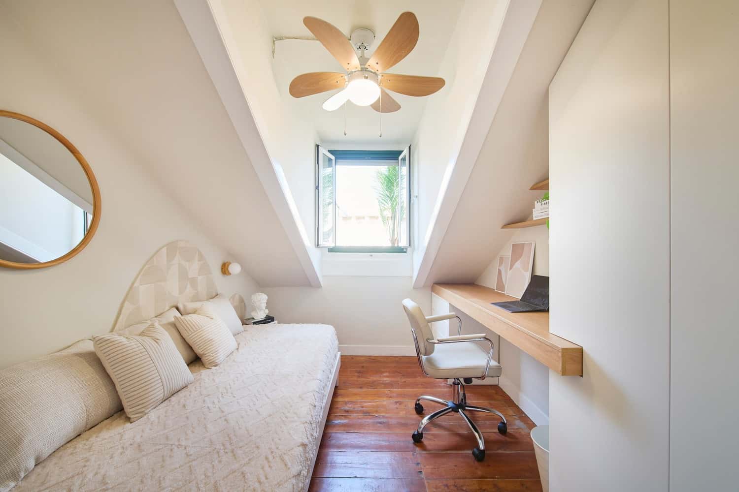 Room 2 - 98. Largo Vitorino Damasio 2 AFE