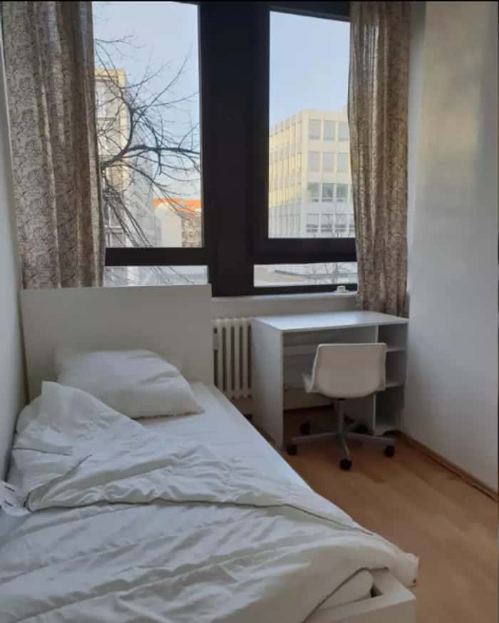 Listing photo thumbnail