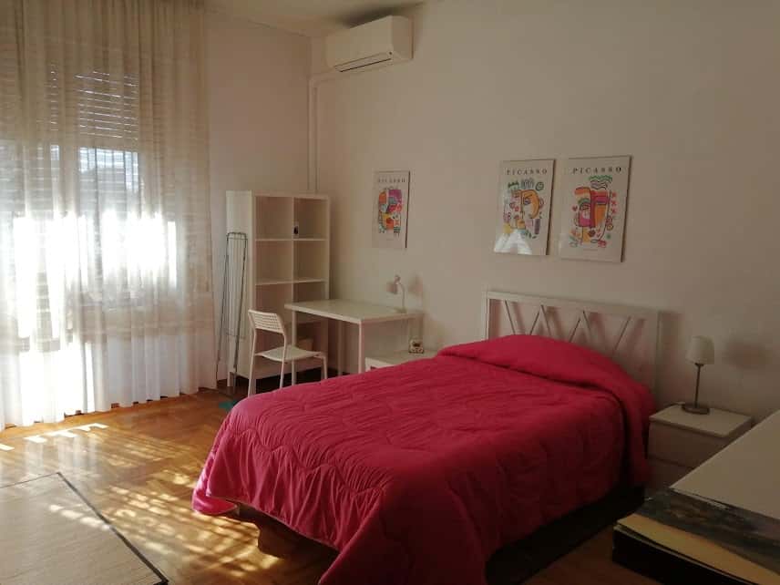 Stanza in Via Umberto Boccioni, Firenze di 125 m² con 4 camere