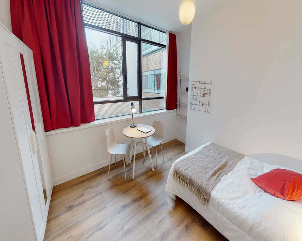 Chambre dans le Avenue Sainte-Anne