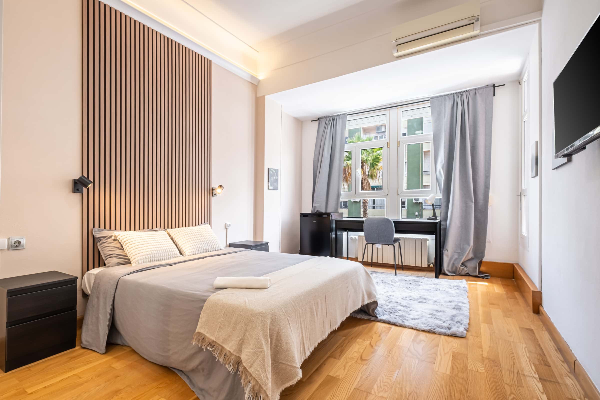 Zimmer in Avenida de Aguilera, Alicante (Alacant) für 120 m² mit 6 Schlafzimmer