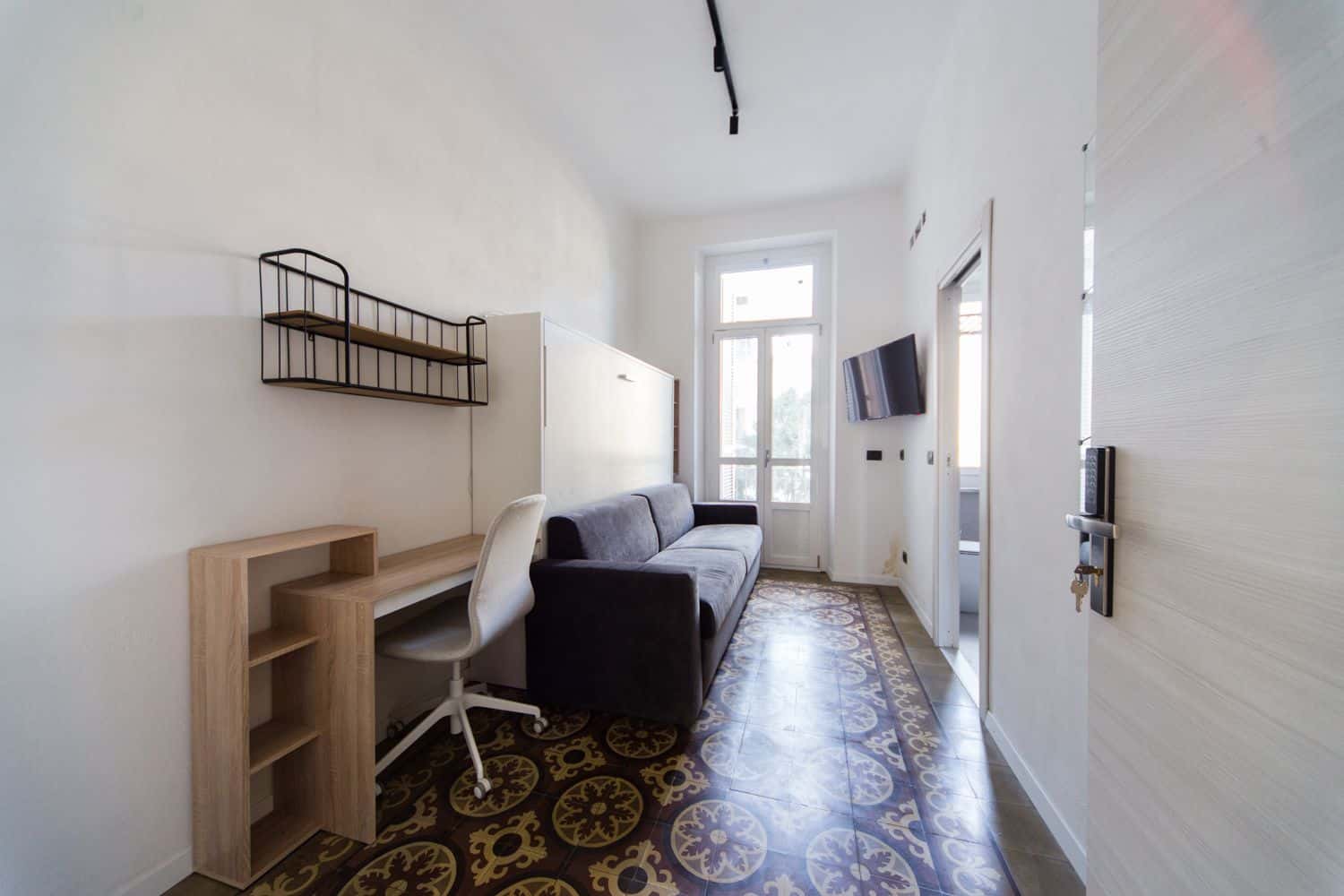 Stanza 3 con bagno privato in Via Pier Dionigi Pinelli, Torino