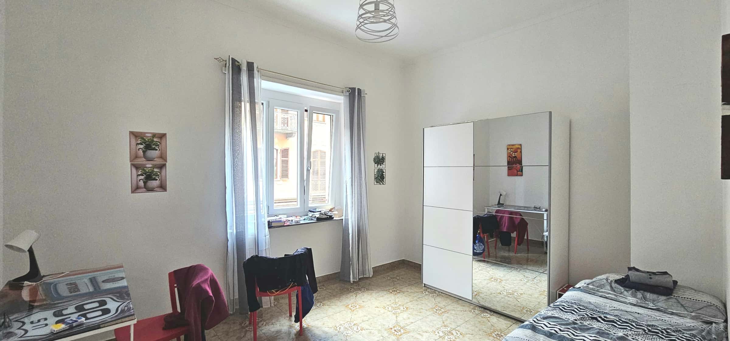 Room in Via Villarbasse, Torino for 60 m² with 2 bedrooms