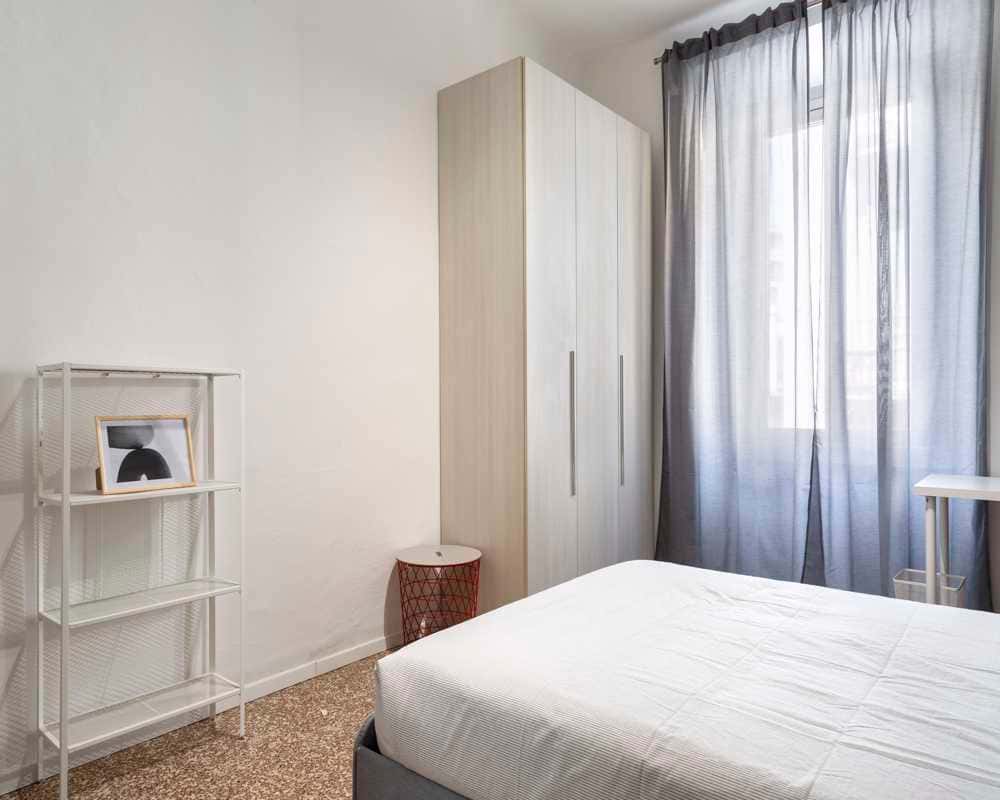 Stanza in Via Savona