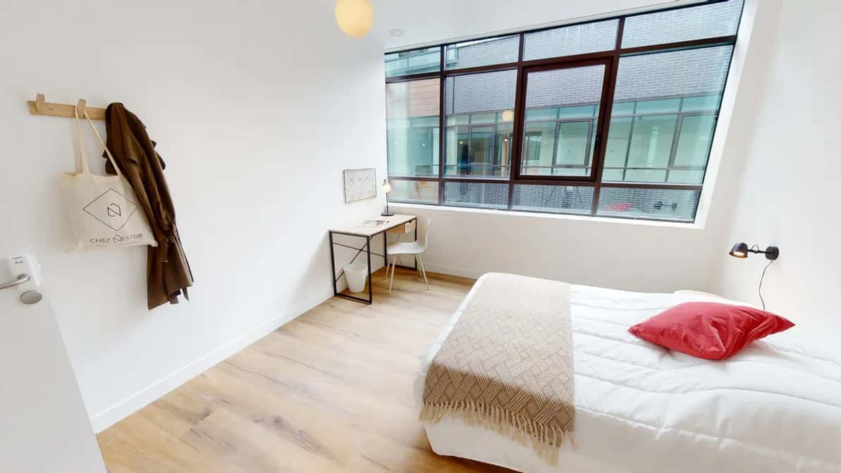 Quarto em Avenue Sainte-Anne, Asnières-sur-Seine para 151 m² com 7 quartos