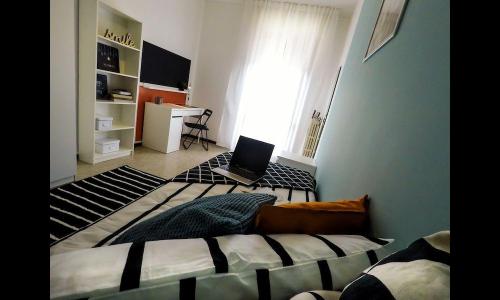 Listing photo thumbnail