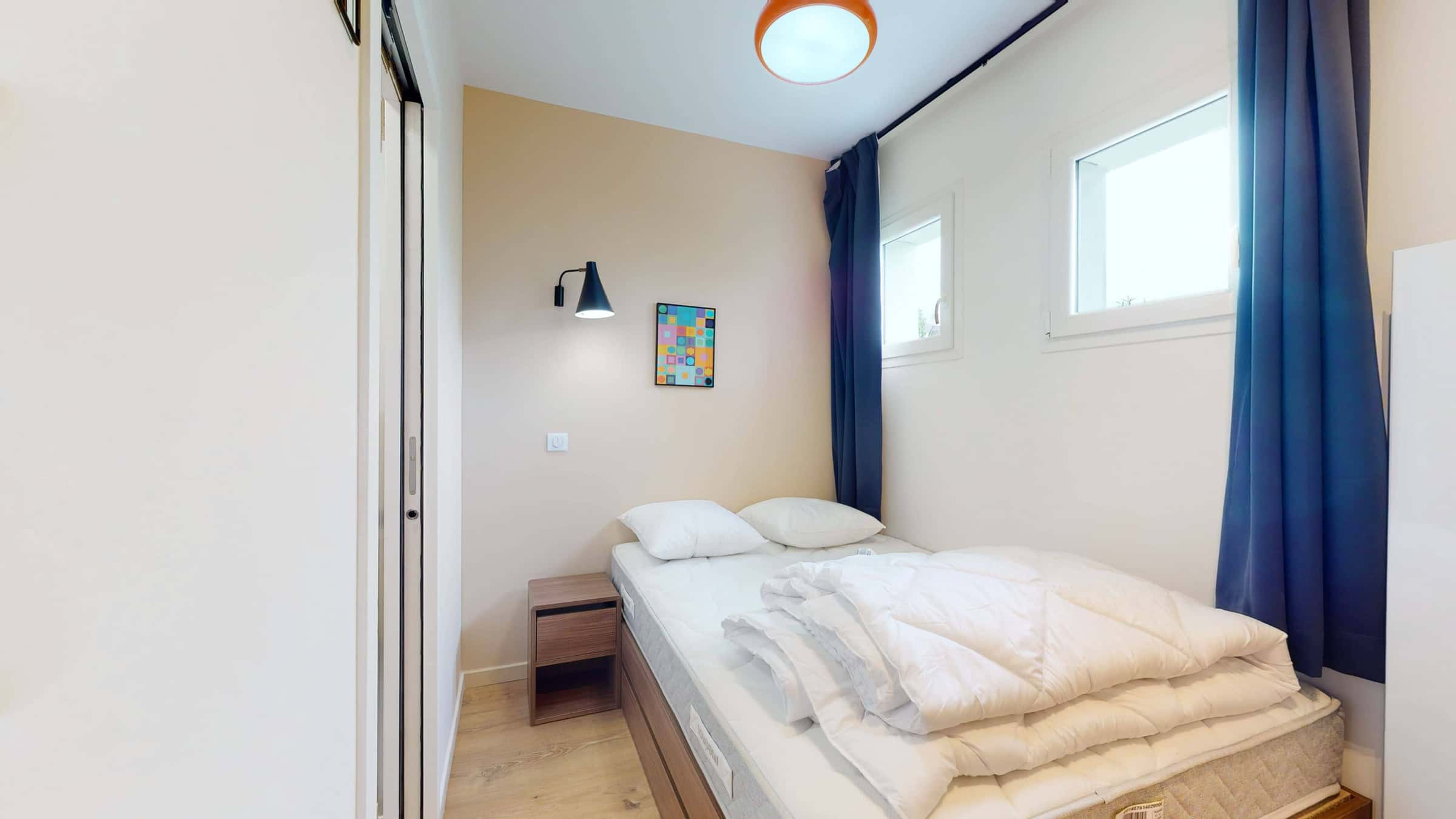 Whitney - Room S (6)