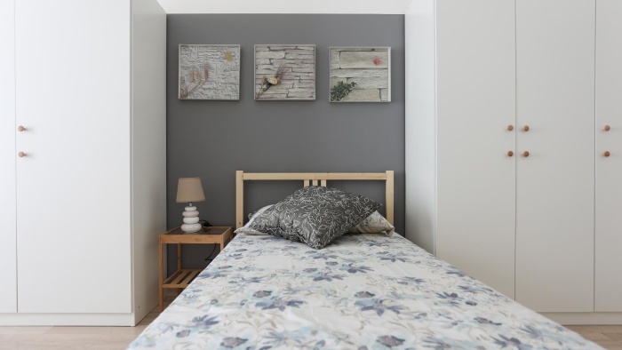 Listing photo thumbnail