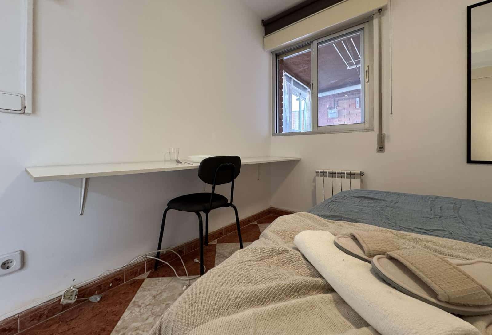 Double bed in Rooms for rent on Andaluces street in Madrid