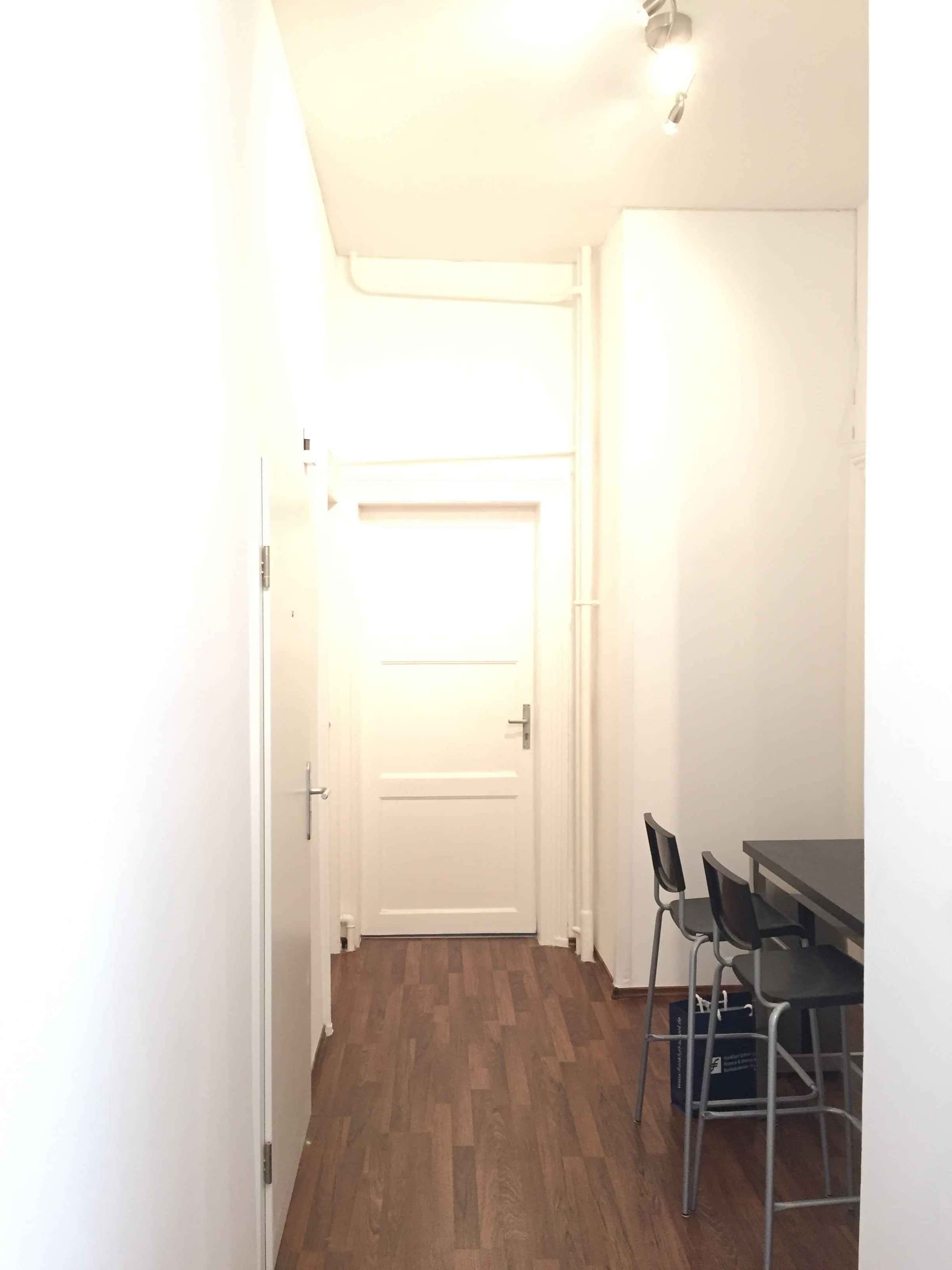 Stanza in Robert-Mayer-Straße, Frankfurt am Main di 86 m² con 4 camere