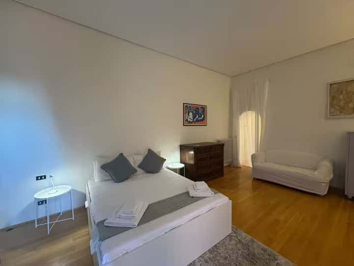 026 - Fienili - A Terrace Above Ancient Rome