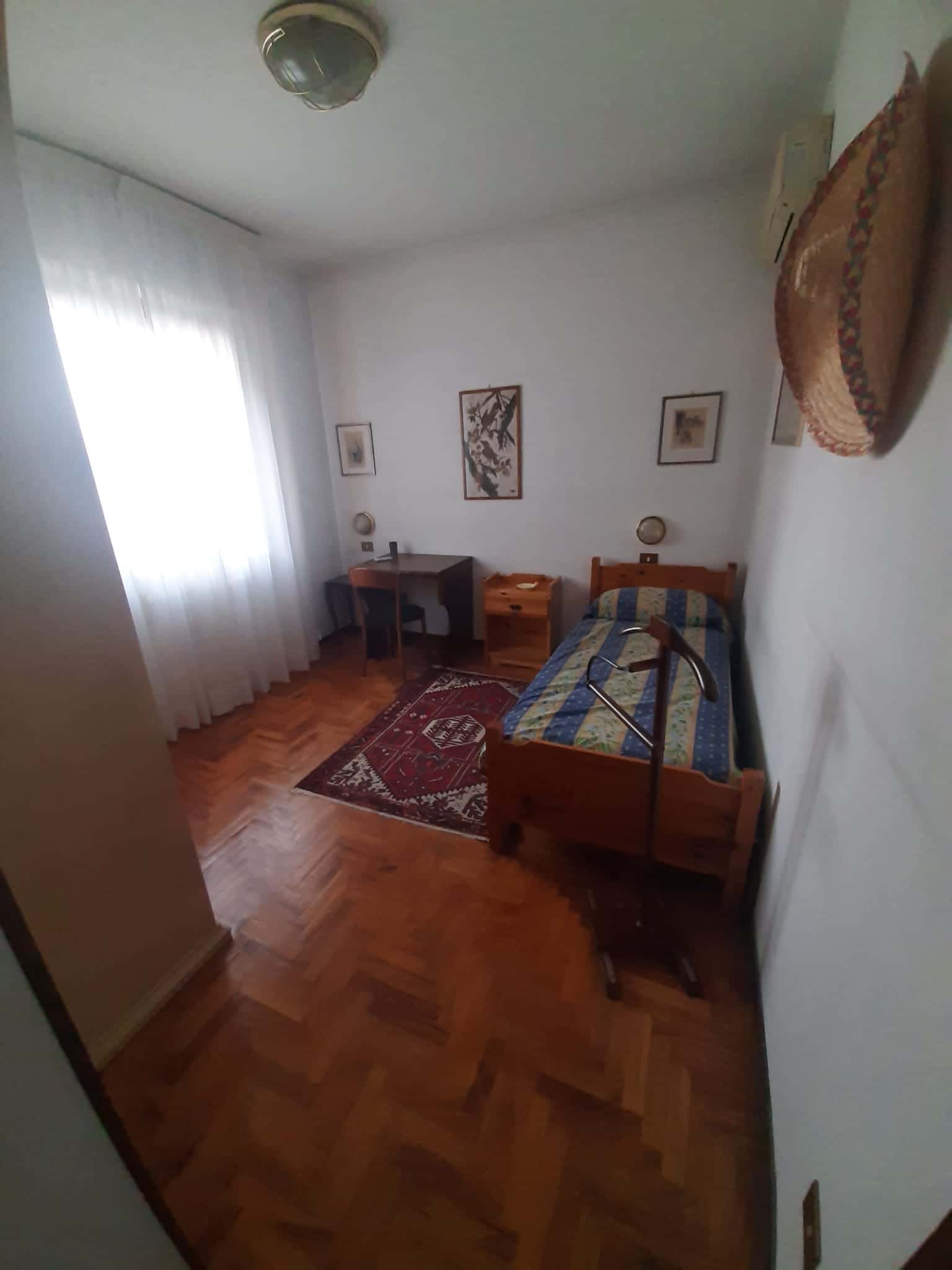 Stanza in Via Bernardo Rucellai, Milano di 100 m² con 4 camere