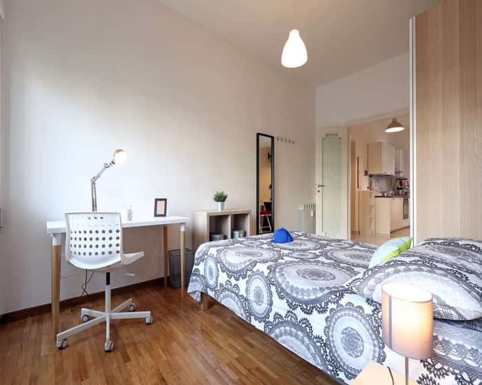 Listing photo thumbnail