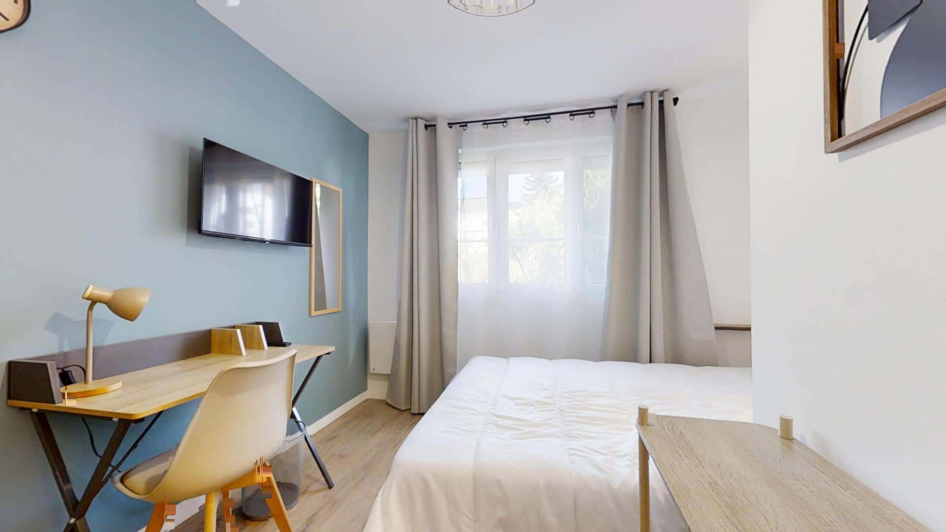 Chambre 1 - STRASBOURG C