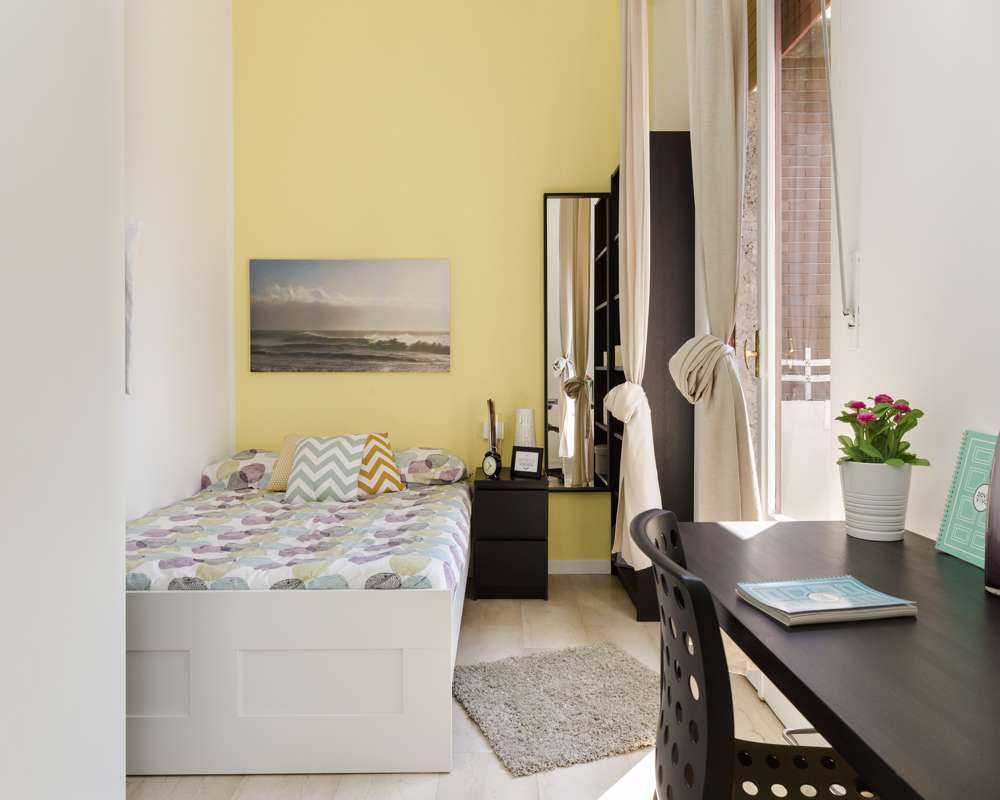 Stanza in Via Salvatore Barzilai