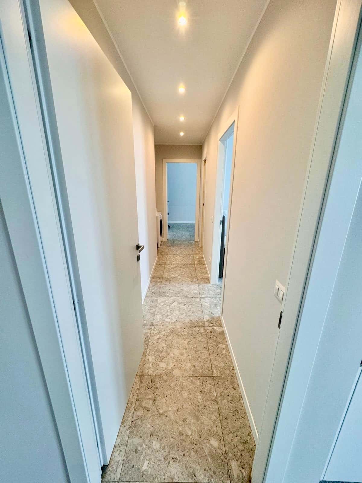 Apartment Milan, 2 beds — photo 2