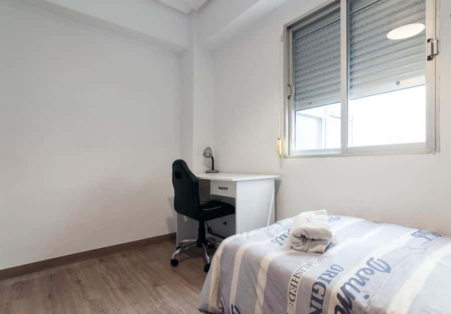 Habitación en piso de 4 habitaciones en Benimaclet