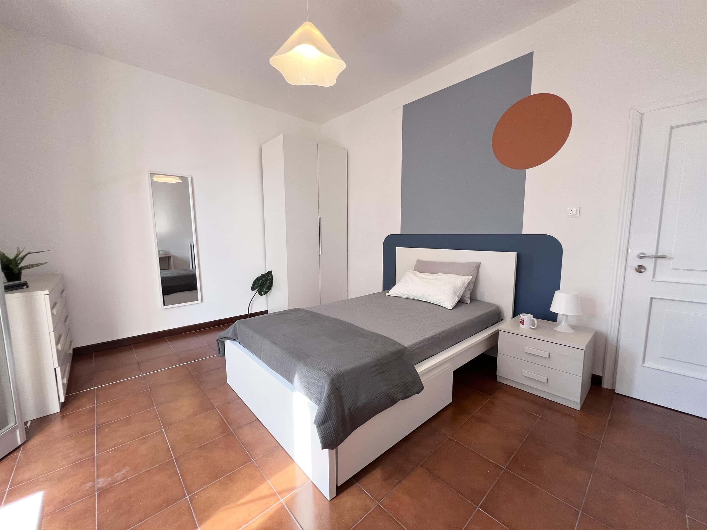 Via Severino Ferrari - Stanza 213