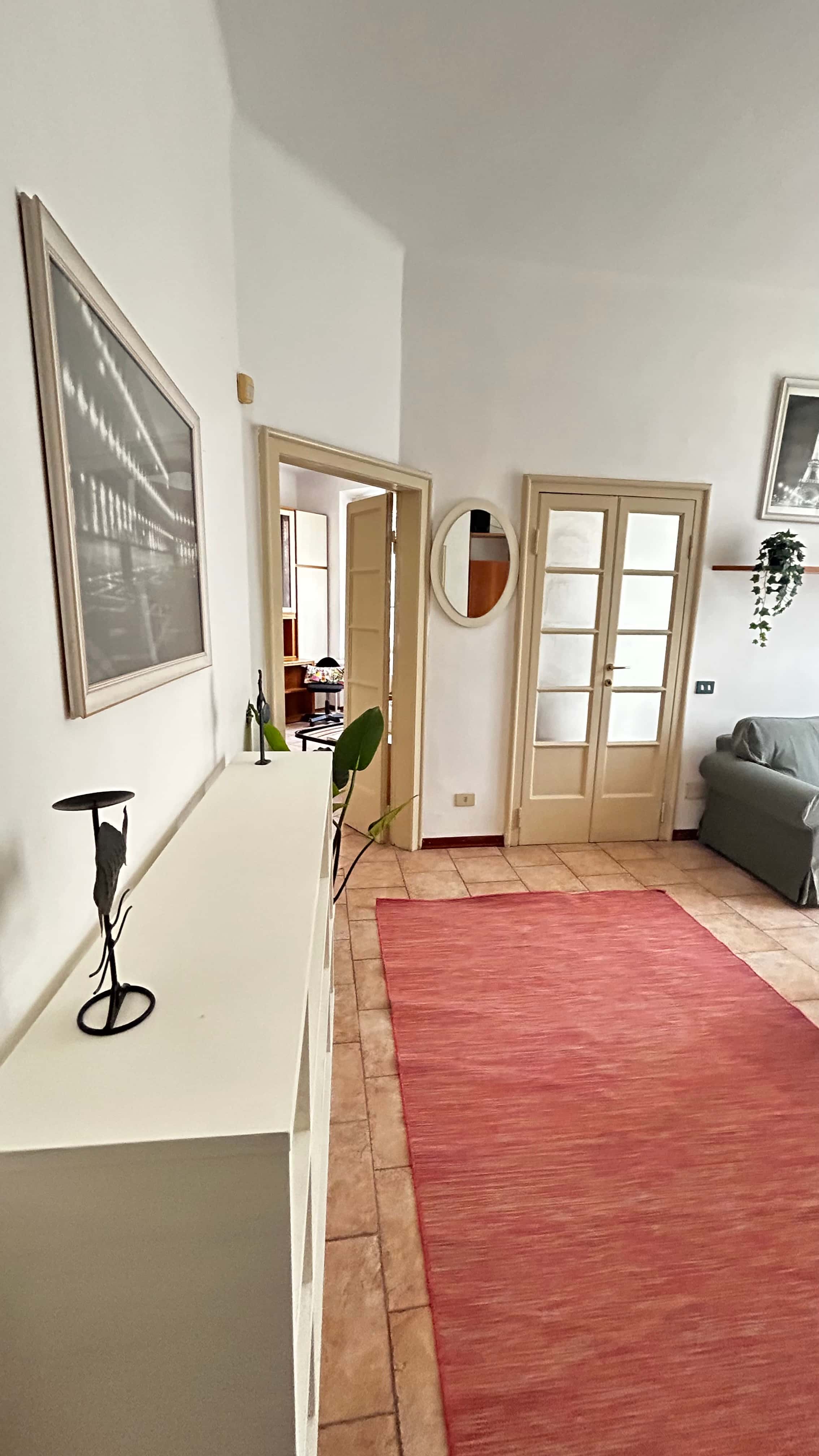 Apartment Milan, 1 bed — photo 2