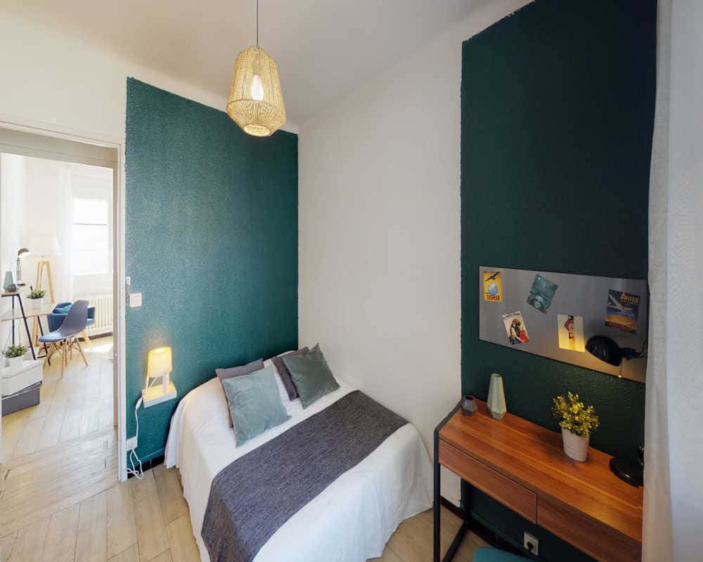 Chambre dans le rue du Faubourg Saint Jaumes