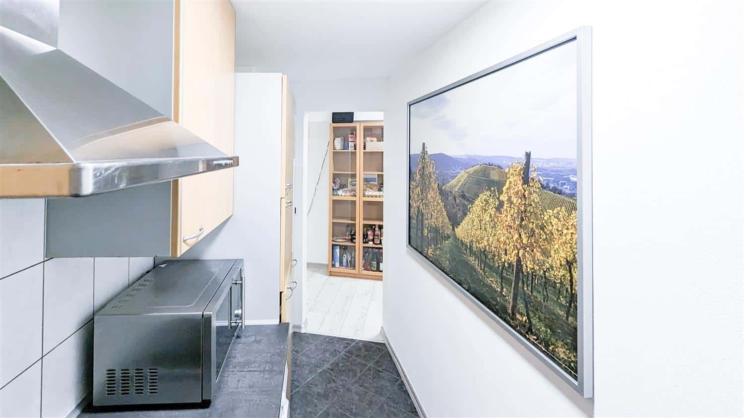 Room in Endersbacher Straße, Stuttgart for 60 m² with 4 bedrooms - Foto 3