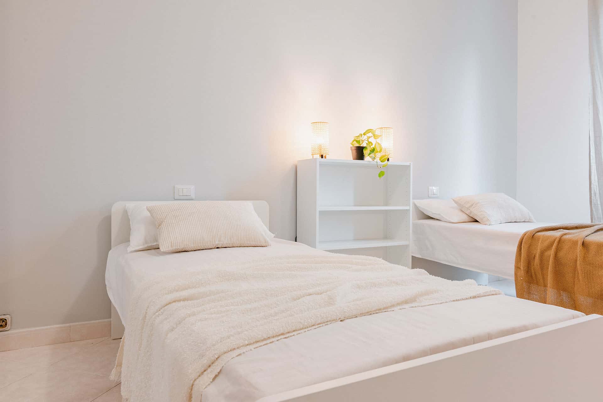 via assietta 9 sc. g  shared room d2 - bed a